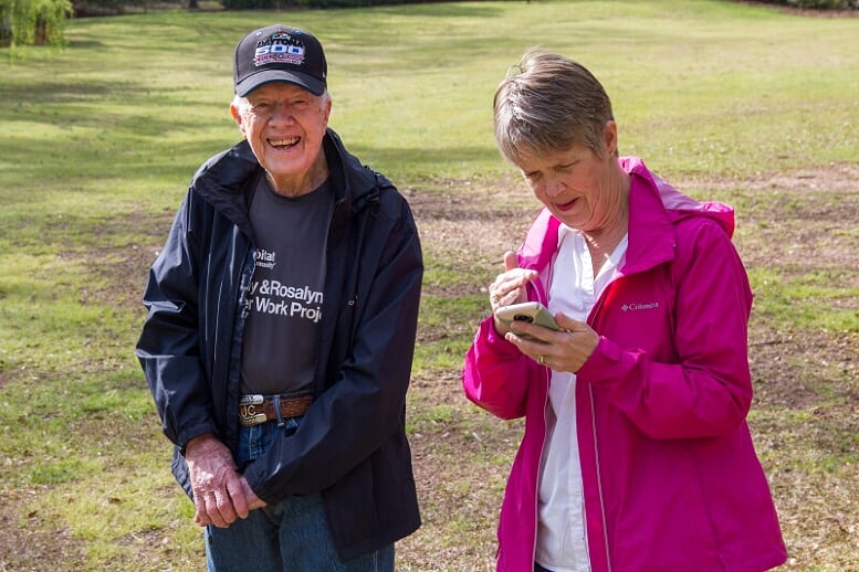 President Jimmy Carter with his niece Kim Fuller. 